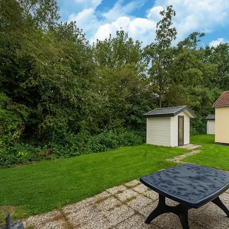 In Zevenhuizen With Shared Pool *
